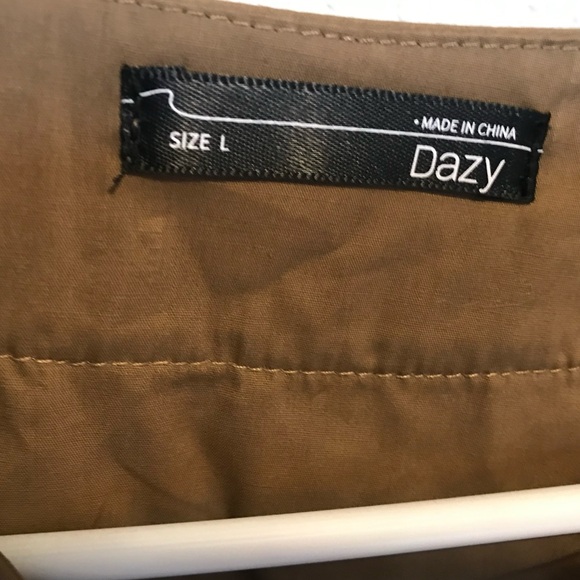 NEW Brown Ruffled Long Sleeve Blouse - Picture 3 of 3